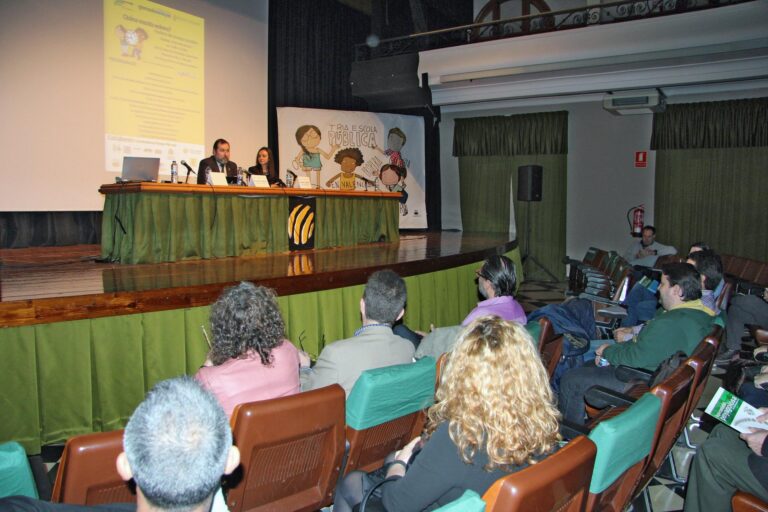 'Quina escola volem?' ha analizat la jornada partida i la continuada aquest matí