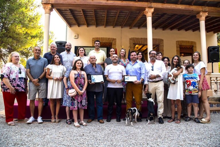 Vila-real distingeix la labor per a la defensa i pervivència del gos rater valencià