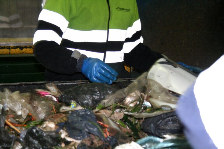 L’última sessió plenaria de Vila-real descarta la recollida diürna de fem per evitar molèsties de trànsit