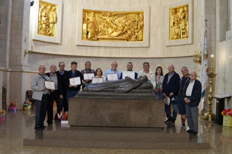 Vila-real reconeix al Grup d’Amics de les Campanes de Sant Pasqual