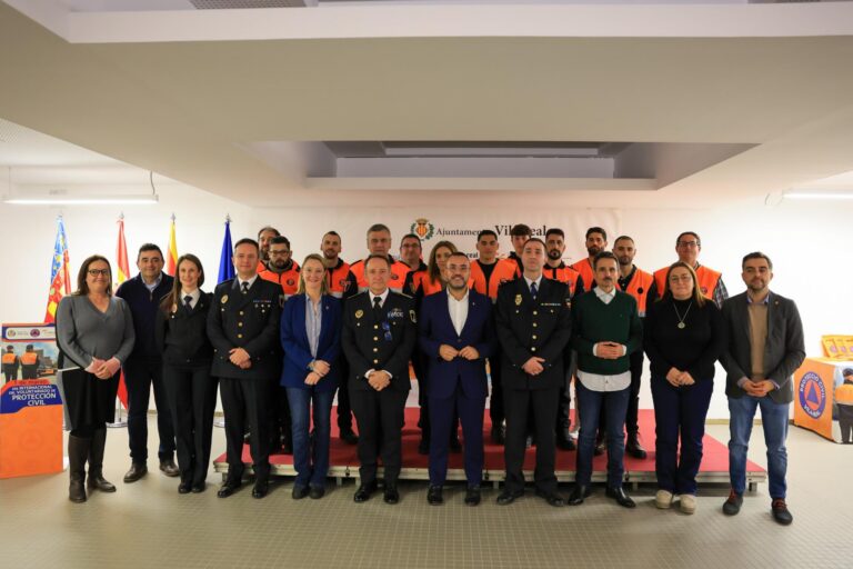 Vila-real celebra el Dia Internacional del Voluntariat de Protecció Civil amb un emotiu homenatge