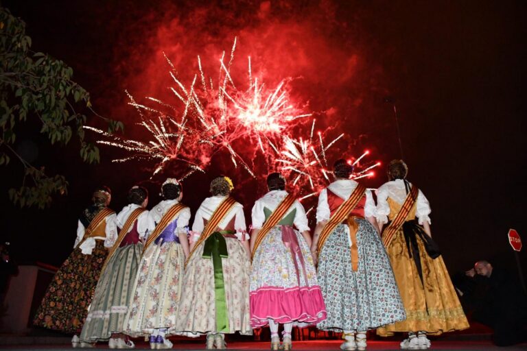 Vila-real acomiada les festes de Sant Pasqual 2023 amb la traca final i el Castell de Focs d’Artifici