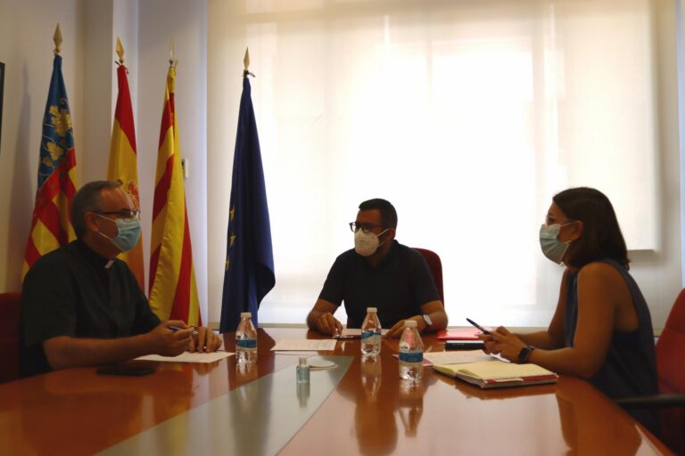 Festes i Tradicions preparen els actes religiosos per la Mare de Déu de Gràcia