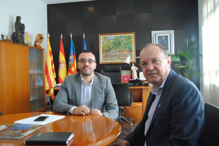 Benlloch es reuneix amb el nou director territotial de Presidència a Castelló