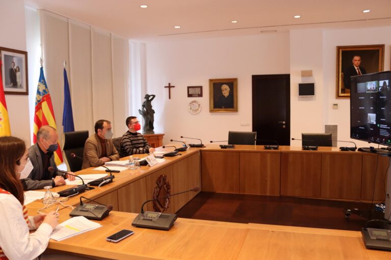 Economia implica a grups i gestories en les bases per a concedir les ajudes a sectors afectats per la covid-19