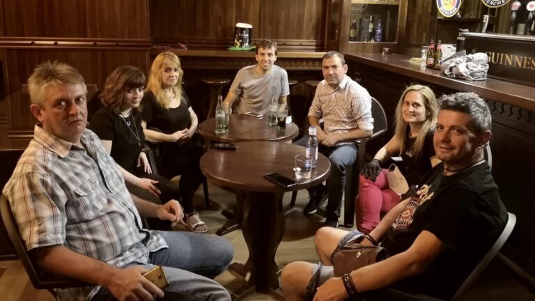 Animen als veïns a gaudir del seu oci nocturn amb la campanya 'Queda't de festa al poble'