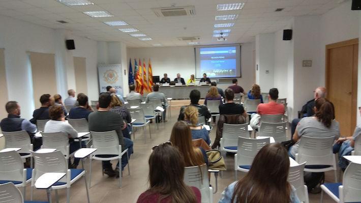 Festes i Policia Local reuneixen a 25 penyes de les zones amb més queixes per abordar la convivència en Sant Pasqual