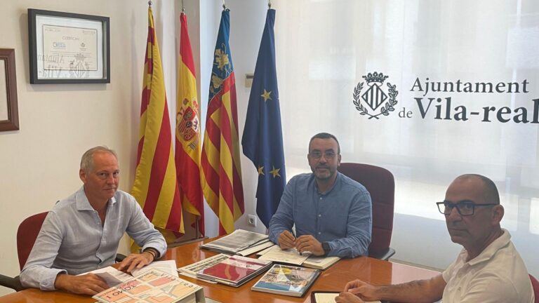 Reunió per avançar en el Pla Director del Comerç al municipi de Vila-real
