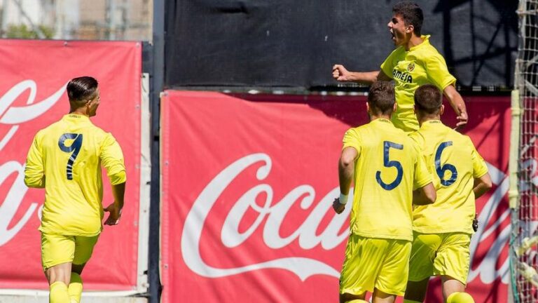 El Villarreal B goletja a l’Olímpic i ja quasi asegura el lideratge de Segona B (3-0)