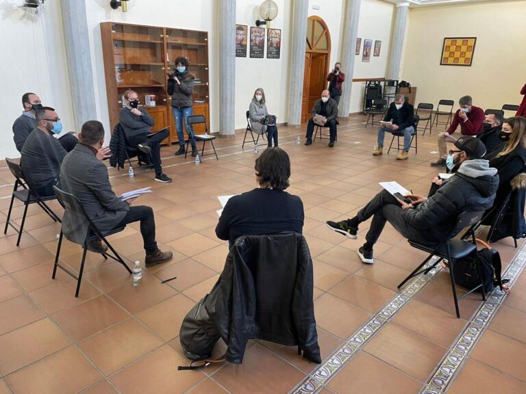 Bonificacions fiscals i ajudes directes per als hostalers per a alleujar al sector després del tancament