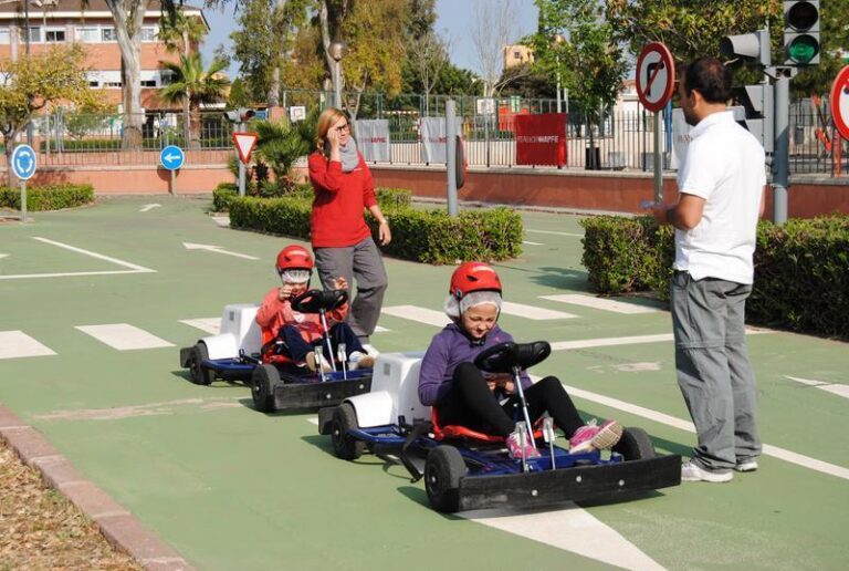 Uns 3.000 escolars de Vila-real reben cursos d’educació vial al llarg del present curs