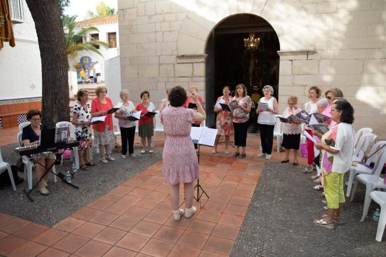 Vila-real celebra la Serenata a la Mare de Déu de Gràcia