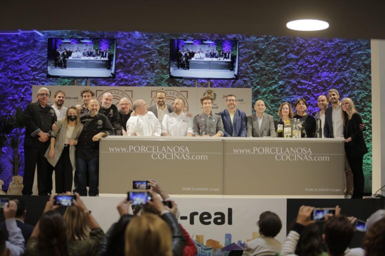 Arranquen les Jornades Gastronòmiques de 'Mengem a Vila-real... Olla de la Plana'