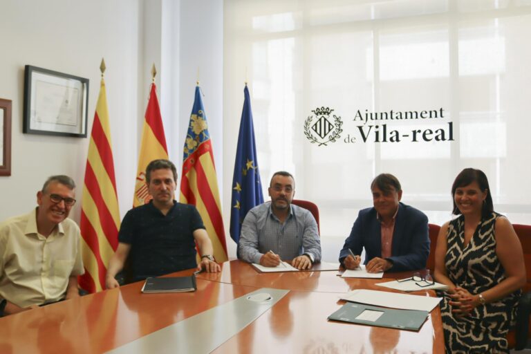 Vila-real signa un prèstec per a fer front a un nou paquet de sentències urbanístisques