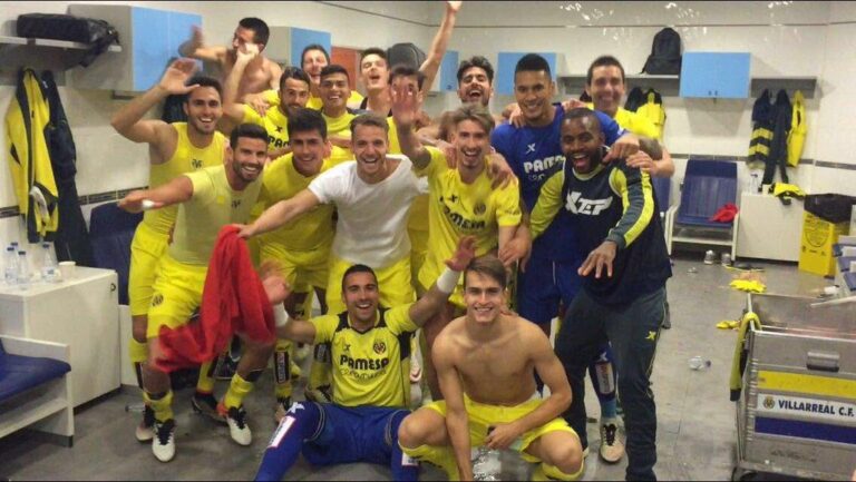 El Villarreal escriu un altre capítol de la seva història a Mestalla (0-2) i es classifica per a la Champions League