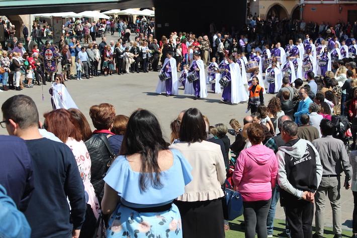Vila-real vibra amb la Tamborada del Diumenge de Rams i s’apropa més als plats forts de la Setmana Santa
