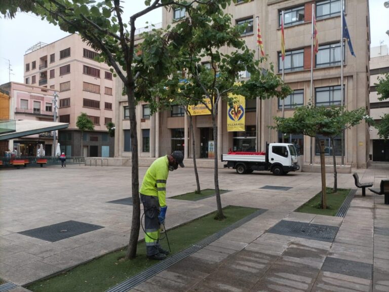 Vila-real reforça els tractaments per a evitar la proliferació de mosquits en el terme municipal 