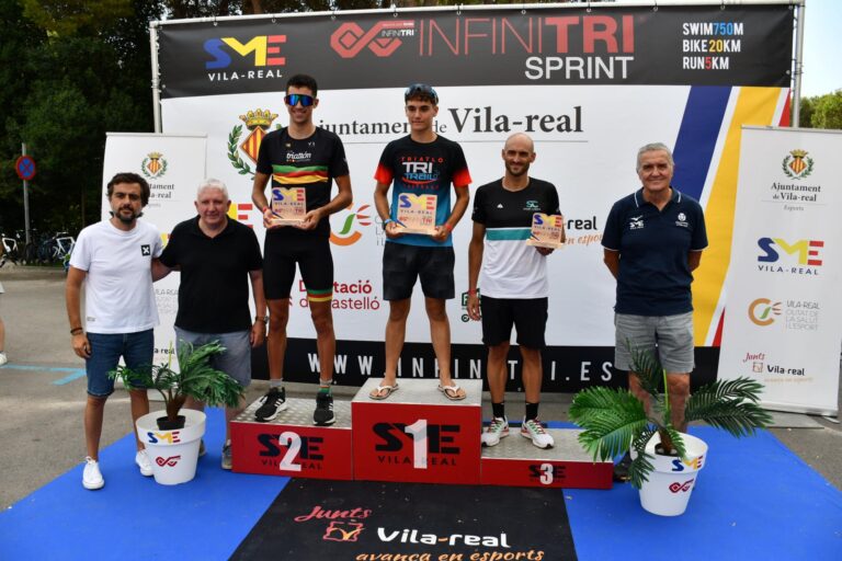 Vila-real celebra un any més el Triatló Infiniti Sprint a l’escenari del Millars i al Termet