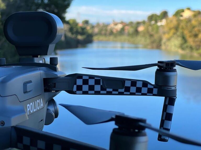 La unitat de Vigilància Aèria de la Policia Local de Vila-real és de gran utilitat en la busca de persones desaparegudes