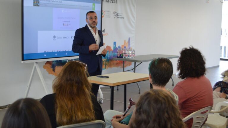 Vila-real serà una ciutat més amigable amb les mascotes de la mà de l’EASD de Castelló