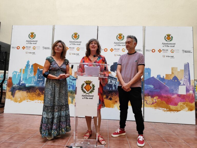 Susanna Lliberós i Sergio Caballero obrin l’aniversari del centenari d’Estellés