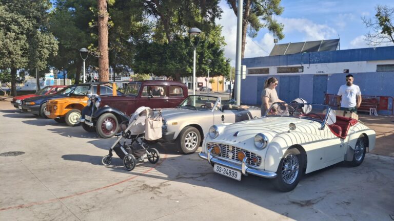 Vila-real acull la XXV Concentració de SEAT 600 i cotxes clàssics