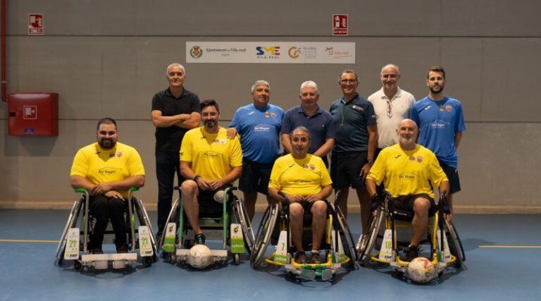 VilaSport organitza unes jornades de portes obertes d’A-ball, el futbol sala adaptat