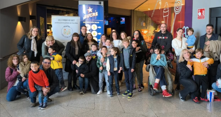 Èxit de la 3a Sessió de Cine VILATEA amb una gran acollida familiar