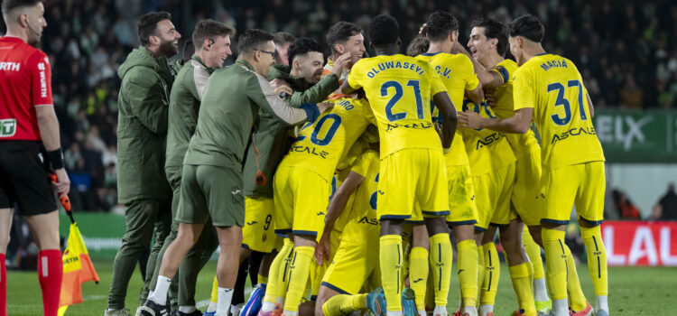 El Villarreal es mostra molt superior a l’Elx i aconseguix una àmplia victòria al Martínez Valero (1-3)