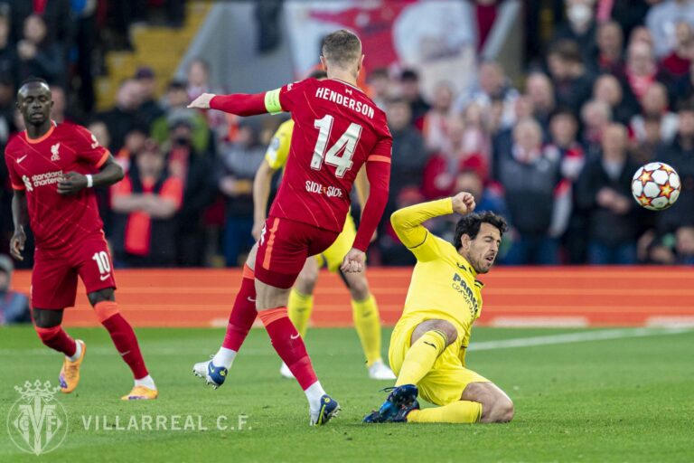 Cinc minuts agònics deixen noquejat al Vila-real davant un Liverpool imperial (2-0)
