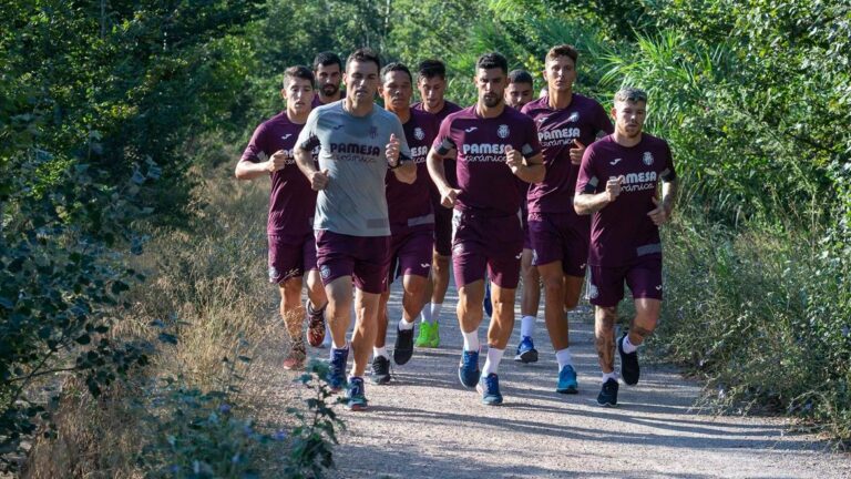 El Villarreal ha visitat el Clot de la Mare de Déu de Borriana es una sessió de treball diferent