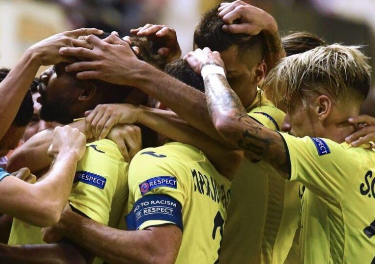 El Villarreal recondueix el partit davant l'Astana després de l'empat i s'estrena amb triomf en l'Europa League (3-1)