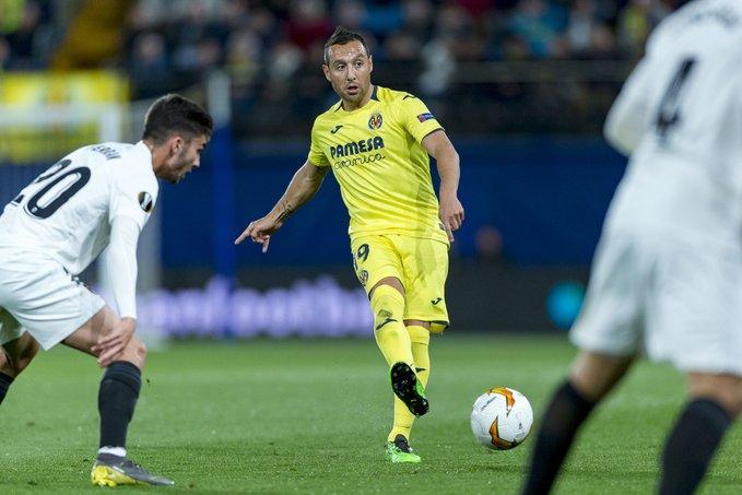 Dos gols encaixats en el descompte deixen al Villarreal amb peu i mig fora de l’Europa League (1-3)