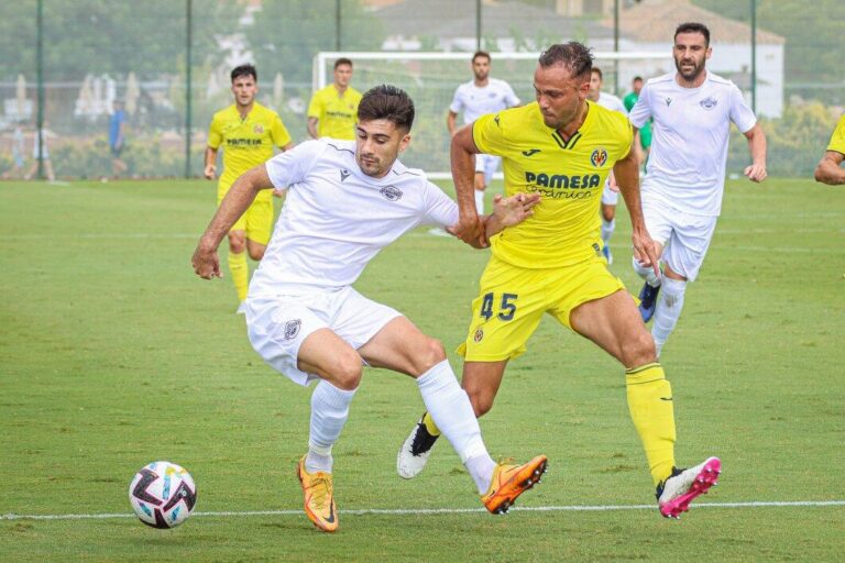 El Villarreal B no passa de l'empat davant un CF Intercity que va competir a gran nivell