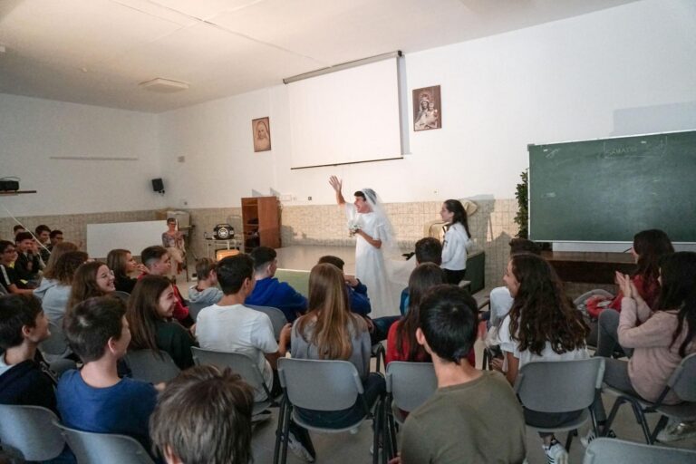 'Bésame 2.0' consciencia als adolescents un any més sobre el maltractament i fa el salt a altres províncies i al Reclam