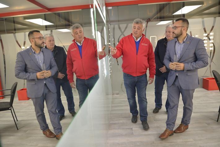 L’alcalde inicia una ronda de visites a empreses innovadores per a posar en valor el talent emprenedor local