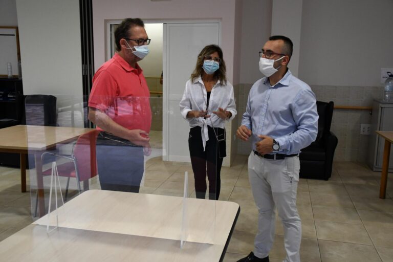 Benlloch i AFA Castelló valoren positivament l’obertura del centre de dia d’Alzheimer Moli la Vila