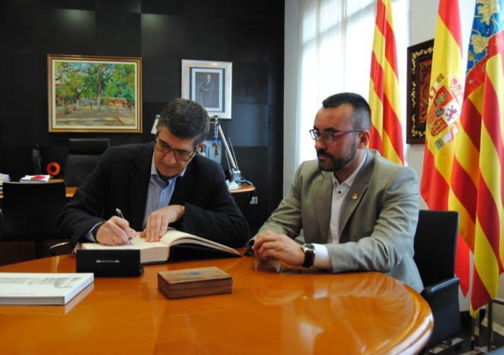 El socialista Patxi López visita Vila-real