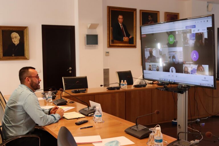 L’alumnat de Flors i Miralcamp participa en el webinar ‘El futur de l’FP: nous reptes’ 