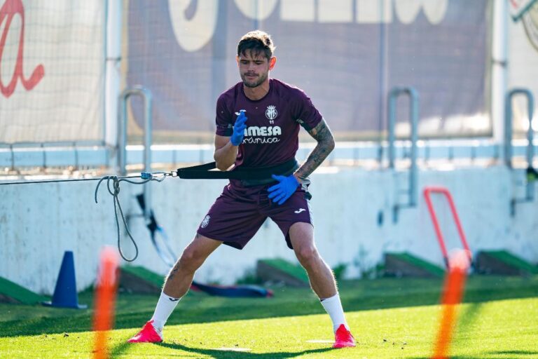 Quintillà: “Es fa estrany veure un partit sense públic i sense contacte en marcar un gol»