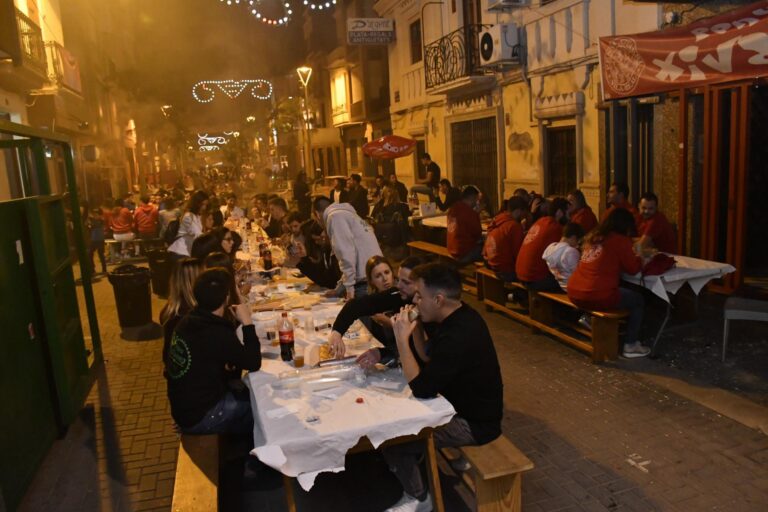 Vila-real reprendrà la Comissió per a la convivència amb les penyes amb la relaxació de les restriccions