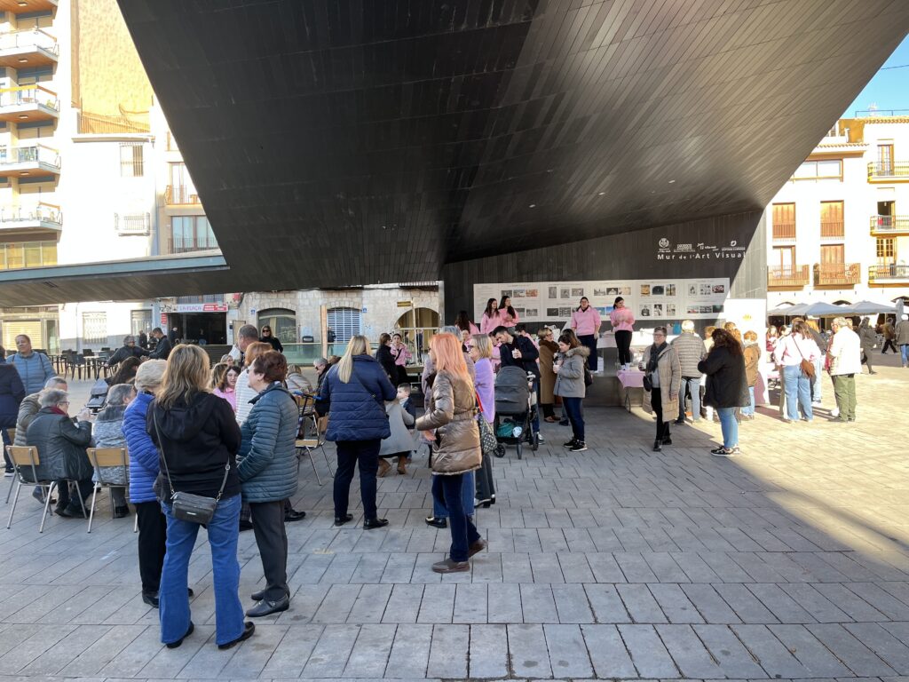 Vila-real acull la XII Xocolatada Solidària Rosariera