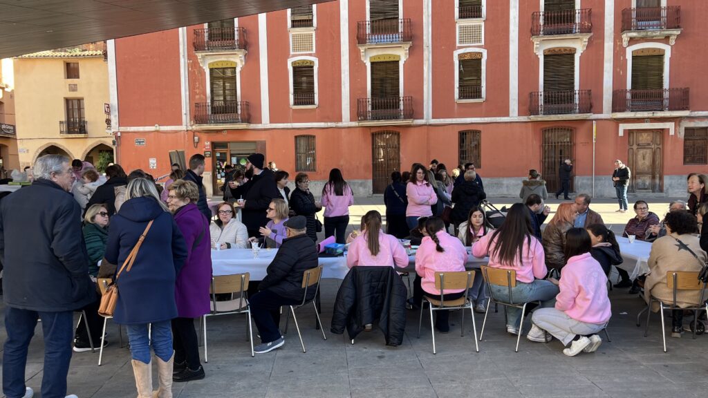Vila-real acull la XII Xocolatada Solidària Rosariera