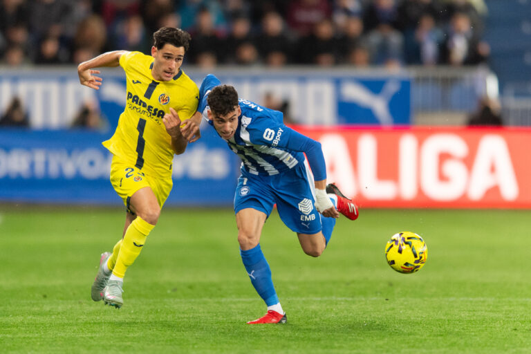 El Villarreal rescate un punt davant l'Alavés al minut 98 a Mendizorroza amb el gol anotat per Pepé (1-1)