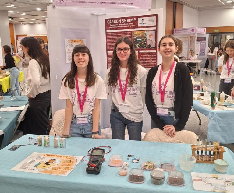 Deu alumnes del Col·legi Santa Maria porten el talent científic de Vila-real a l’Exporecerca Jove 2026