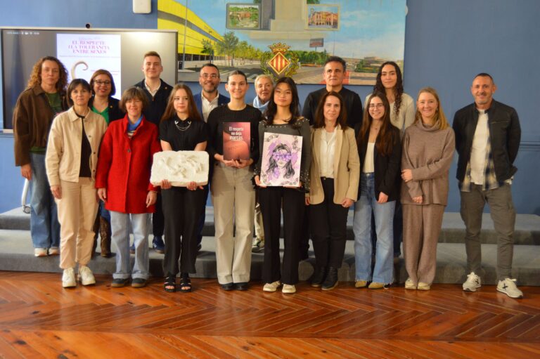 Vila-real lliura els premis del II Certamen Artístic de la Fundació Joan Simó
