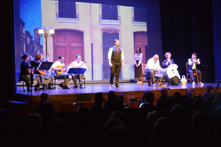 S'estrena la sarsuela 'De Solades a Carinyena o Amors de Joventut'