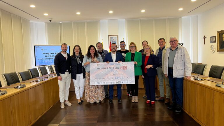 L'Ajuntament de Vila-real ha fet entrega del 'Xec Solidari' corresponent a la II 'Fem Xulla' de gener passat