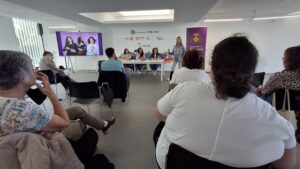 Vila-real dona veu a les artistes per visibilitzar les barreres de gènere en la cultura
