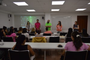 Vila-real tanca el curs de valencià per a nouvinguts amb plena participació